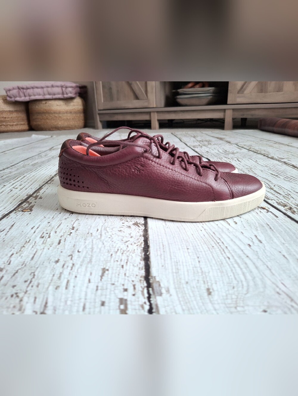 MOZO Women’s Leather Sneakers - Burgundy